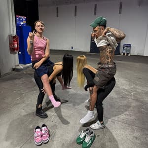 OUTFIT CHECK (feat. Diss Gacha)